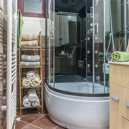 Paradise Garden Willa *